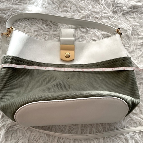 NEW Veronica Beard Small Suede Crest Lock Bucket Bag green white - Picture 5 of 7